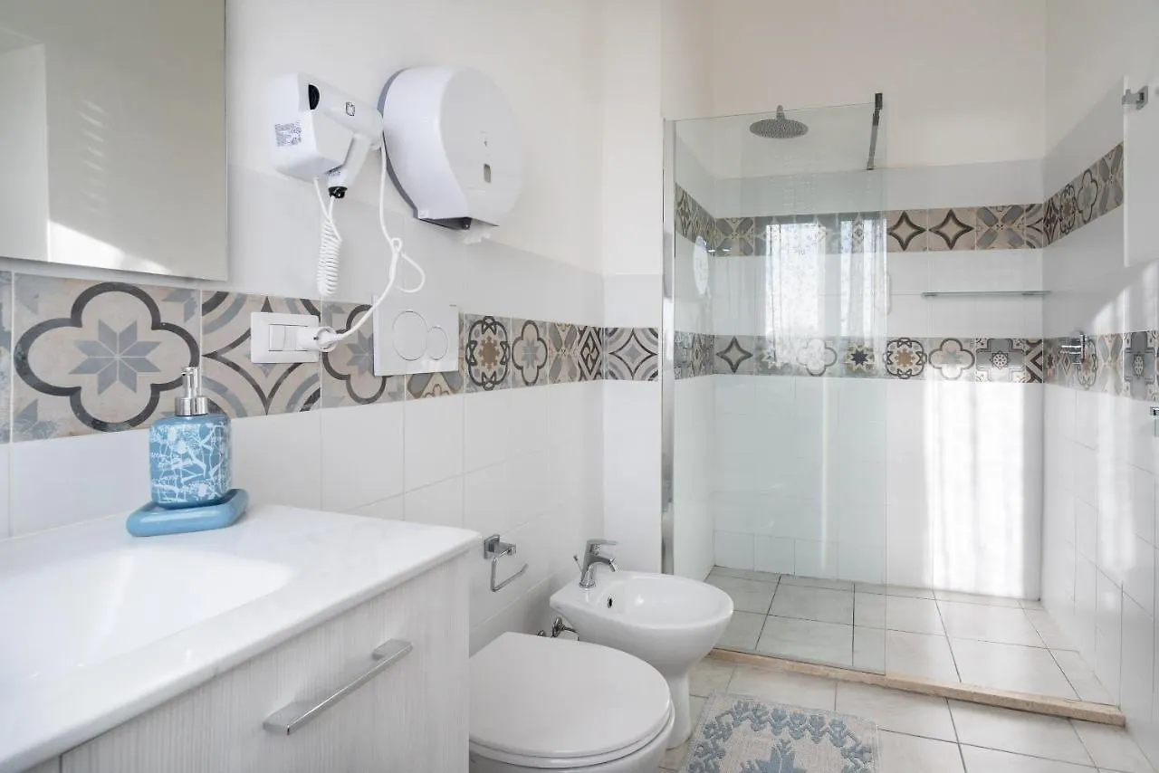 Cagliari Central Rooms With Port View Guest house